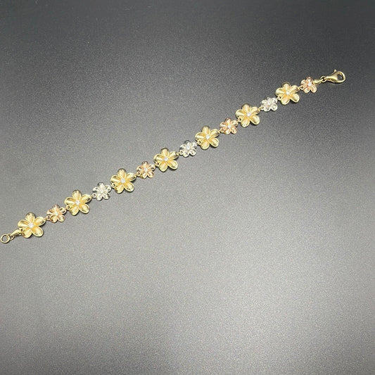 New 14Kt Flower TriColor Bracelet